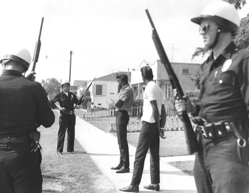 Police shakedown during Watts Riot