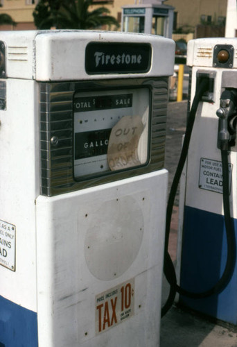 Gas station, Santa Monica