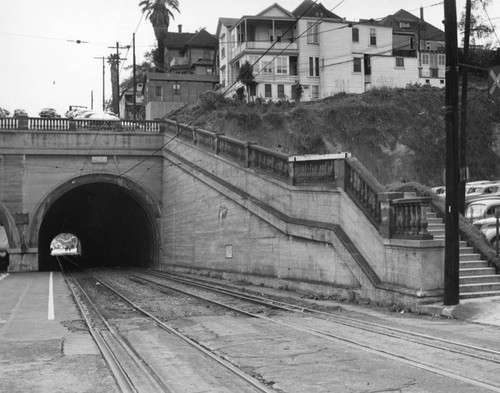 Hill Street Tunnel at Temple