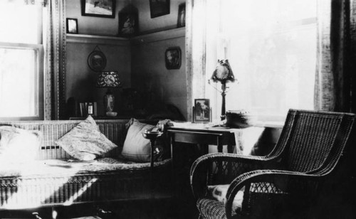 Chester Apartments interior