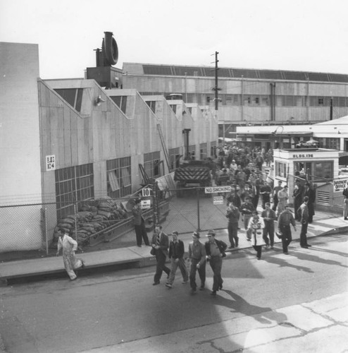 Burbank Lockheed plant employees, view 8