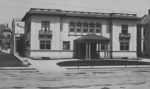 Ebell Club of Los Angeles, exterior view