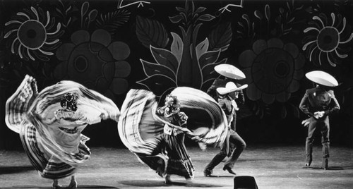 Ballet Folklorico de la Fonda