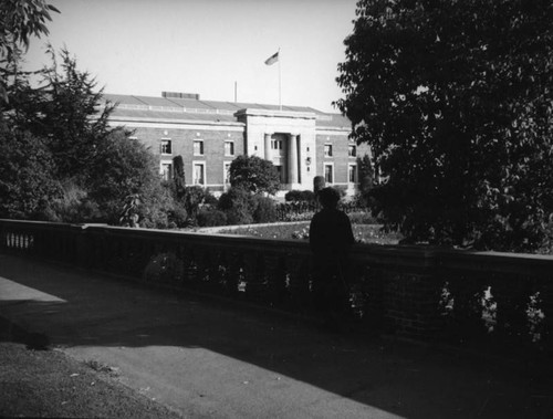 Rose garden and Armory Building in Exposition Park