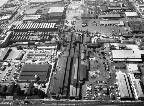 Rich Manufacturing Co., Vernon, looking west