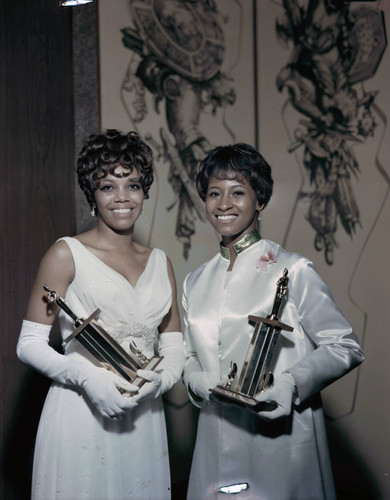 Beauty pageant winners smile for the camera