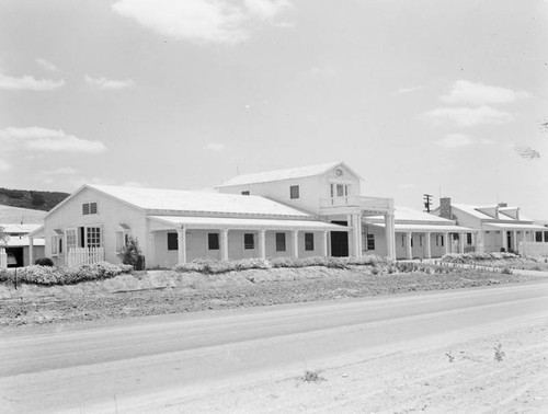 Stage Club House, Pomona