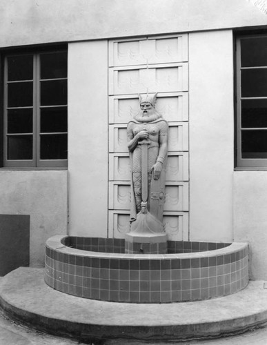 Fountain sculpture at Santa Monica High School