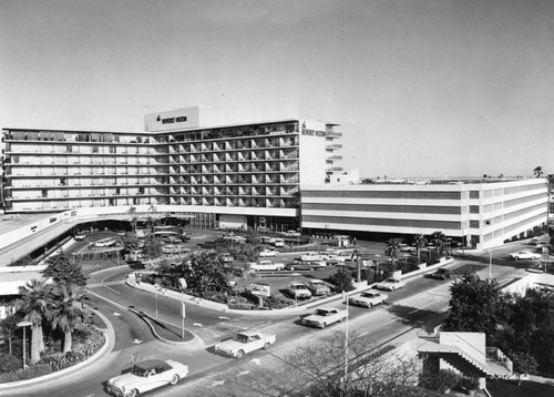 Beverly Hilton Hotel