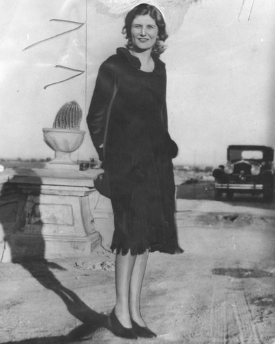 Winnie Ruth Judd, wearing velvet dress