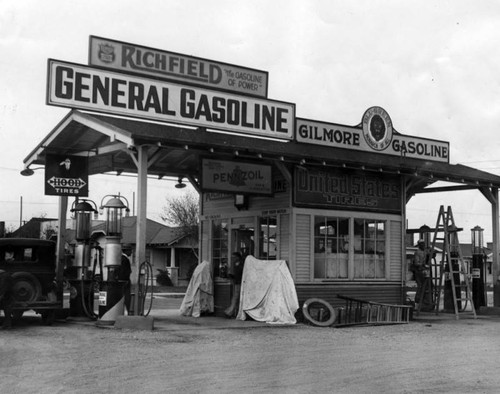 Service station in South Gate