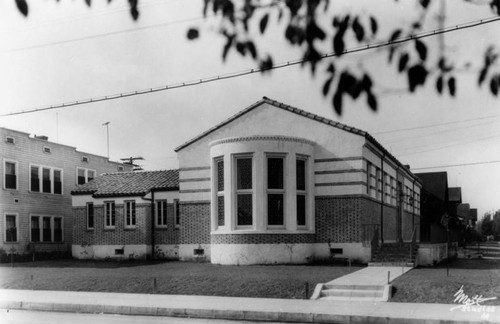 Washington Irving Branch Library