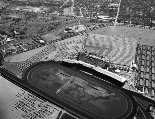 Santa Anita Park, Huntington Drive, looking south