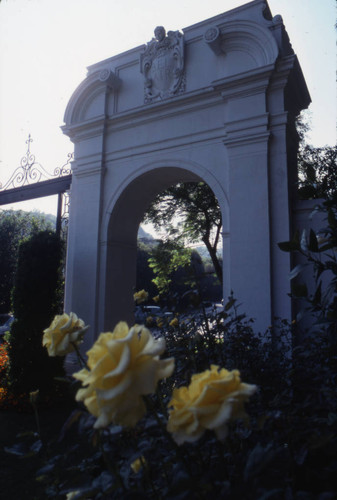 West Gate, Bel Air