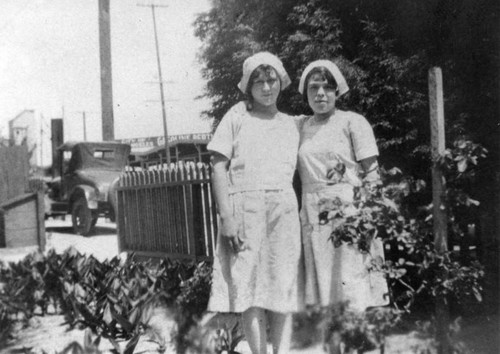 Mexican American women cannery workers