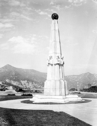 Astronomers Monument, Griffith Observatory