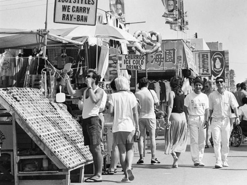 Vendors on Venice Beach