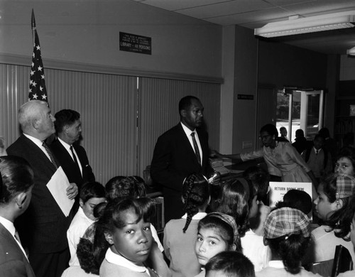 Tom Bradley visits local school library