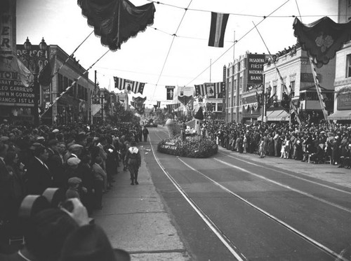 1938 Tournament of Roses Parade float