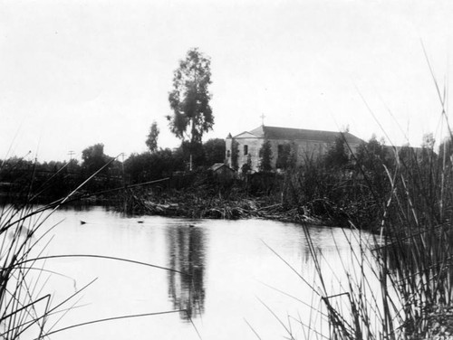 Mission San Gabriel Arcangel, across the pond