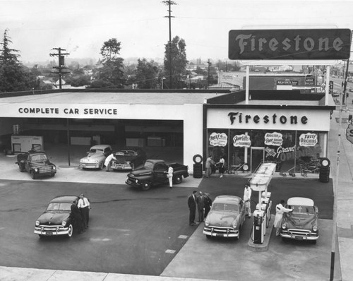 New Firestone Store opens