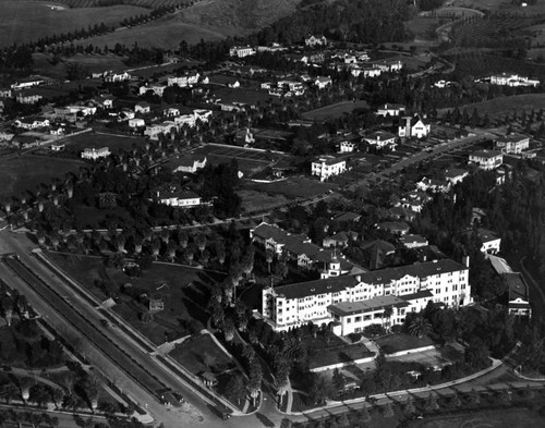 Beverly Hills Hotel, aerial view