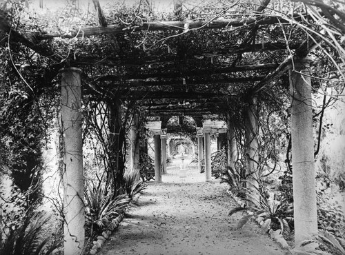 Arthur Letts residence, Hollywood — Calisphere