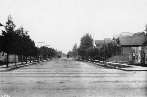 Towne Avenue at 5th Street