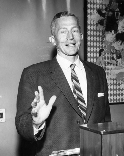 Conover tells of visit to Russia — Calisphere