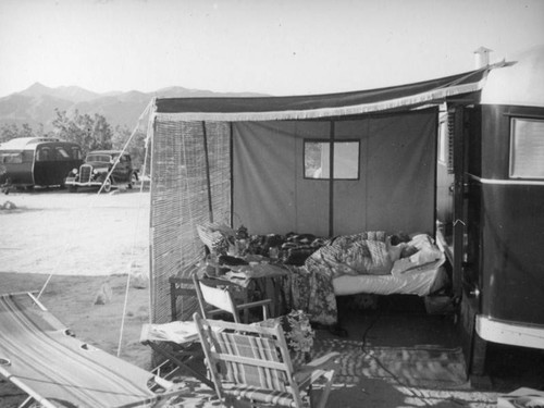 Sleeping outside in a Palm Springs trailer park