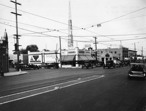 Washington Boulevard at Western Avenue