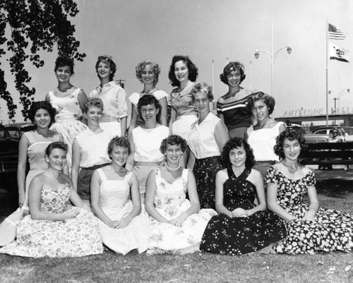 Miss Antelope Valley Fair queen hopefuls