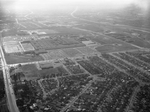 Ford Motor Co., Mercury Plant, Washington and Rosemead, looking west