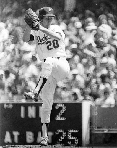 Don Sutton of L.A. Dodgers