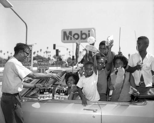 Mobil Service Station on Arlington Avenue