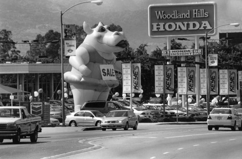 Keyes Woodland Hills Honda dealership