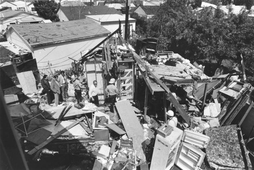 Explosion hurls roof off Burbank garage