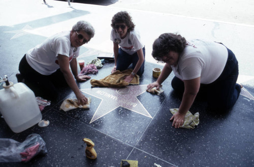 Cleaning a Walk of Fame star