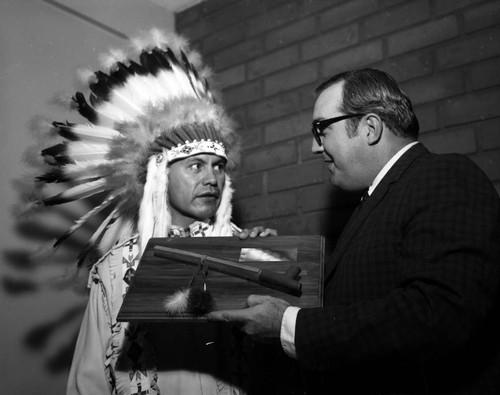 Celebrity DJ Cal Milner Receives Award 1968