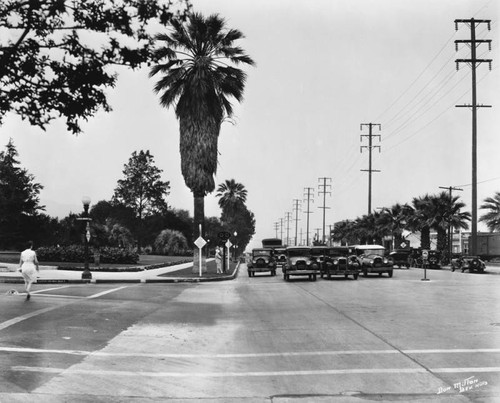 Busy intersection, Beverly Hills