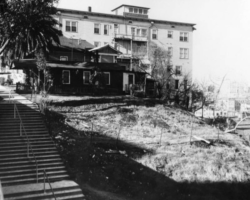 Bunker Hill slum housing