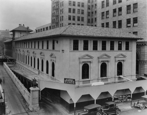 Pacific Mutual Building, Garage Building construction