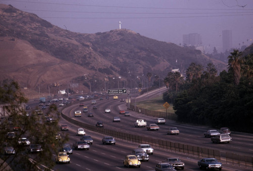 101 Hollywood Freeway, Cahuenga Pass