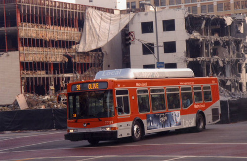 Metro Local bus