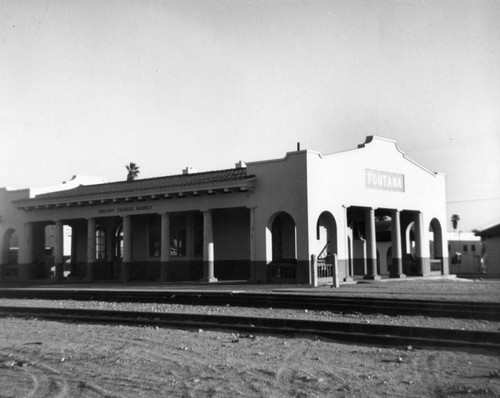 Fontana Pacific Electric station