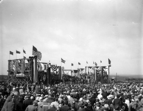 Dedication ceremony, Loyola University, view 6