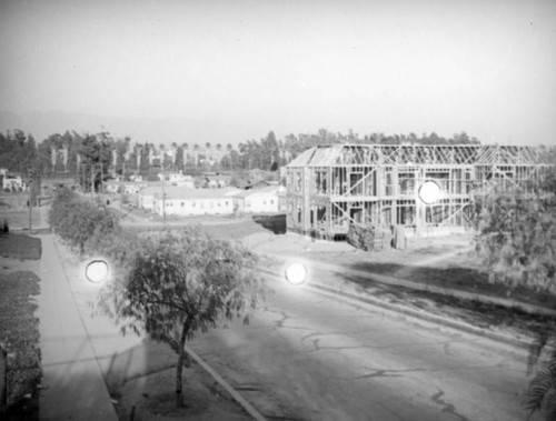 Los Feliz apartment construction