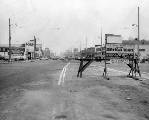 Restore contours to V.N. Boulevard