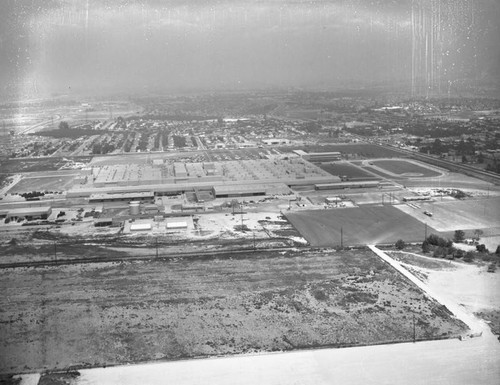 Ford Motor Co., Mercury Plant, Washington and Rosemead, looking northeast