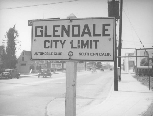 Glendale city limit sign